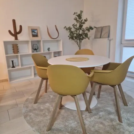 Cozy Apartment: Design Superior Suite Zentral - Kueche - Balkon Cloppenburg Exterior photo